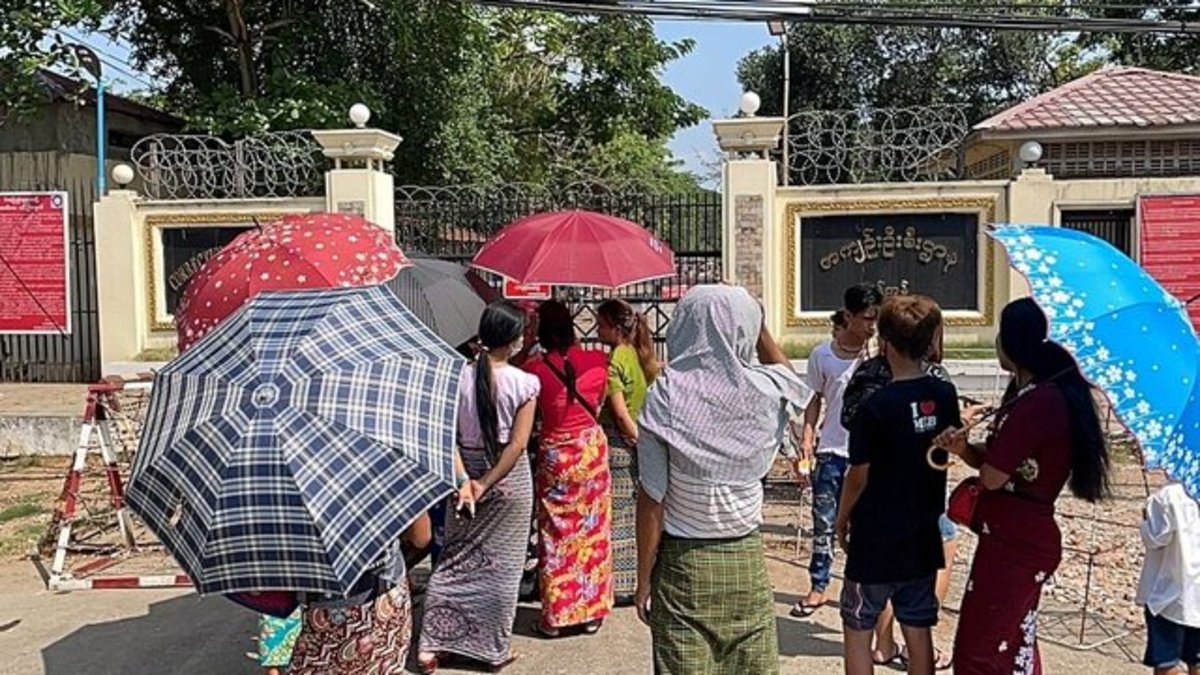 عفو بیش از ۱۶۰۰ زندانی در میانمار