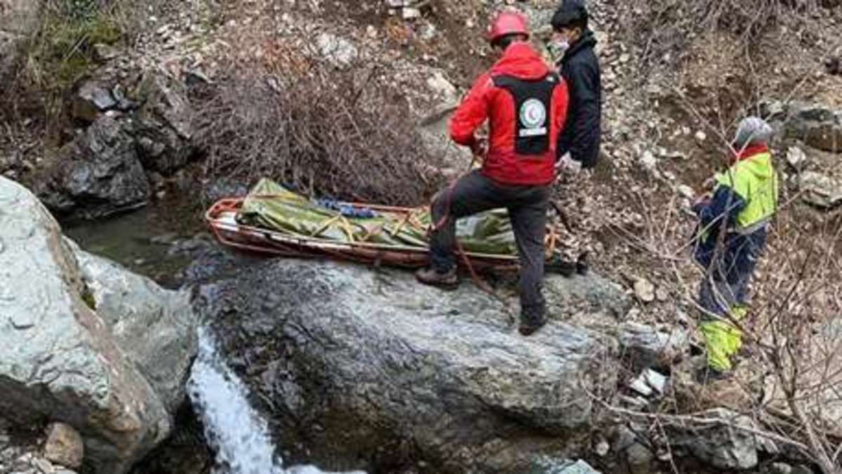 پیکر بی‌‌جان کوهنورد پیدا شد