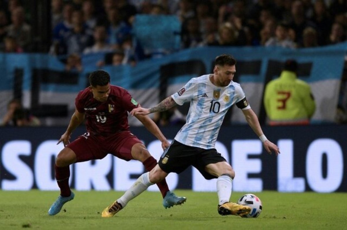 آرژانتین به رکورد ۳۰ بازی بدون باخت رسید