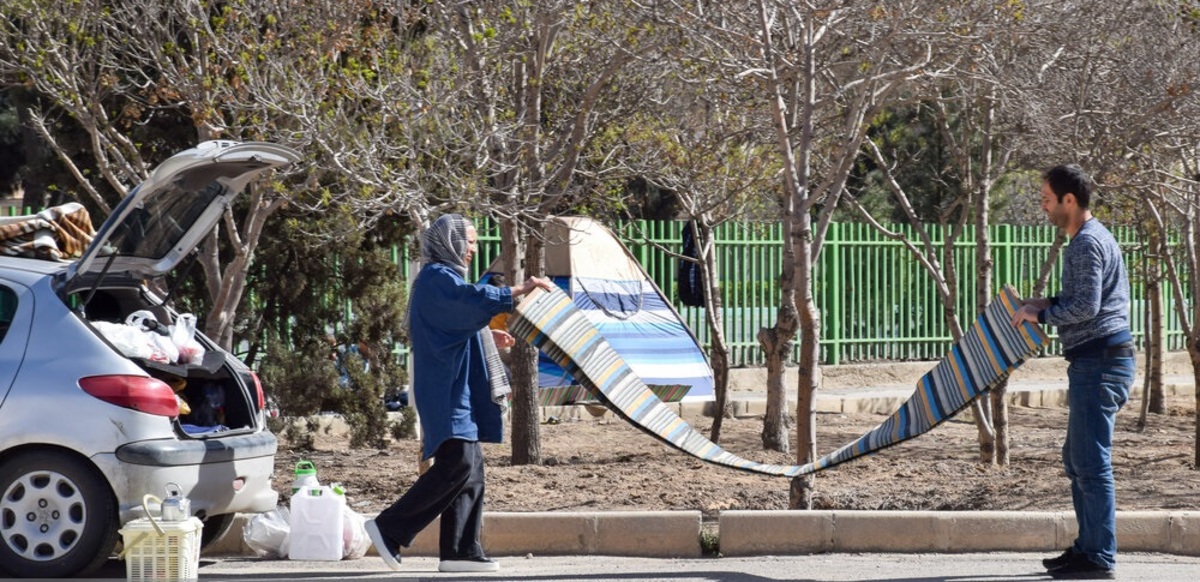 تصاویر| مسافران نوروزی در باغ فدک اصفهان