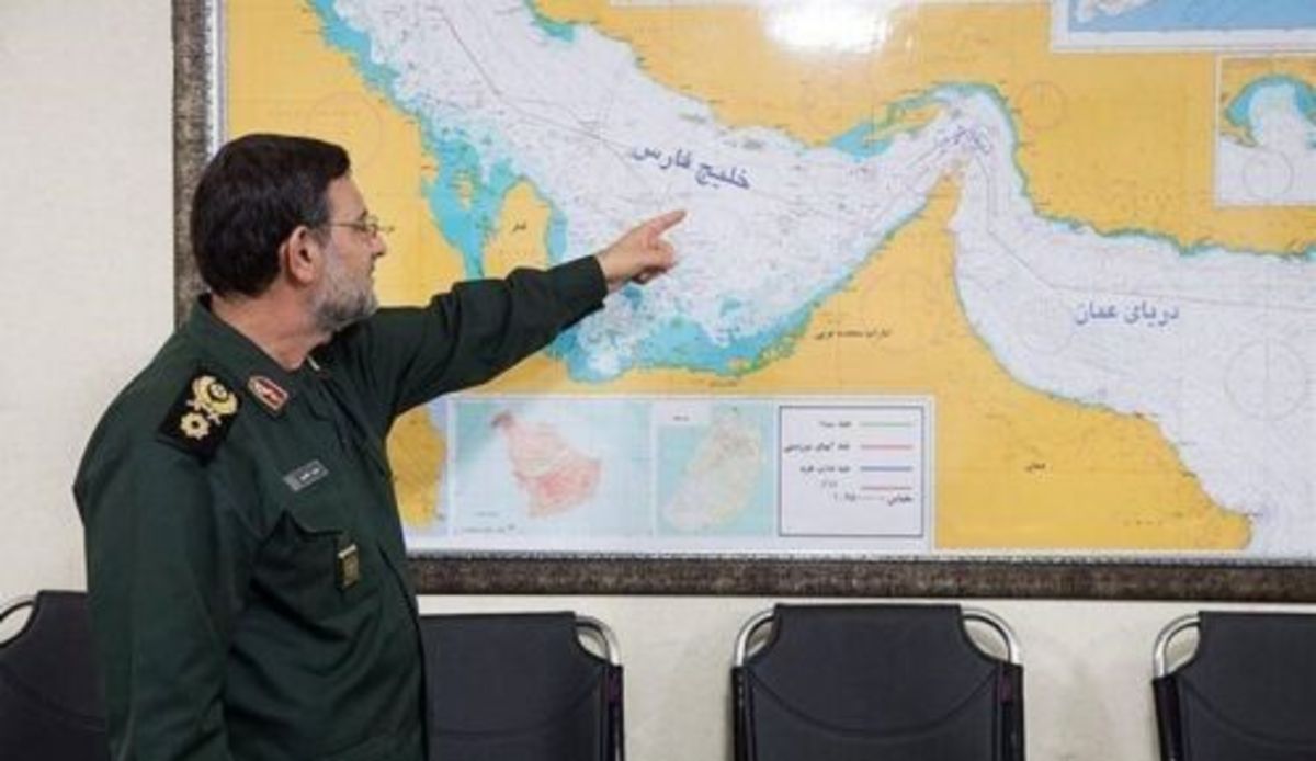 دریادار تنگسیری: نیروی دریایی سپاه برای مقابله با هرگونه حمله احتمالی آمادگی کامل دارد