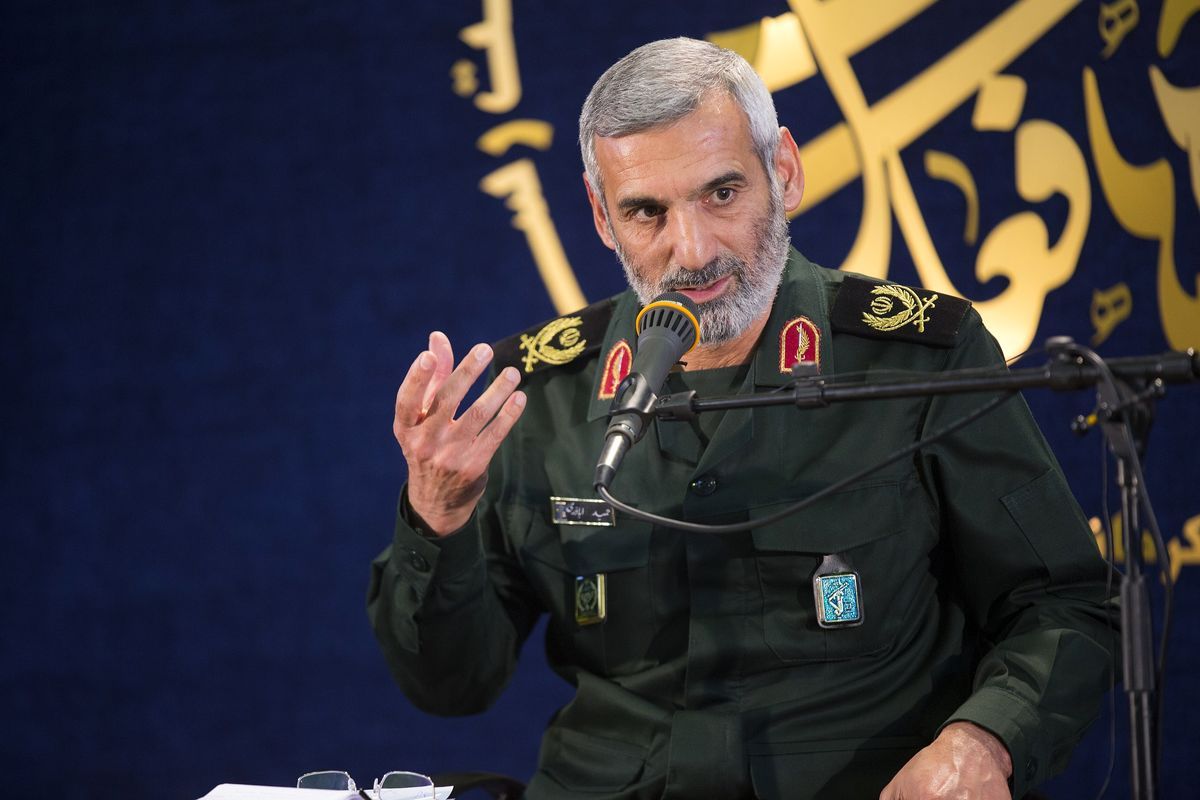 مشاور فرمانده سپاه: مسئولین درجه یک، فرماندهان و سرداران بزرگی کم‌آوردند و مقابل آقا و نظام ایستادند| آمریکا و اروپا در حال فروپاشی هستند