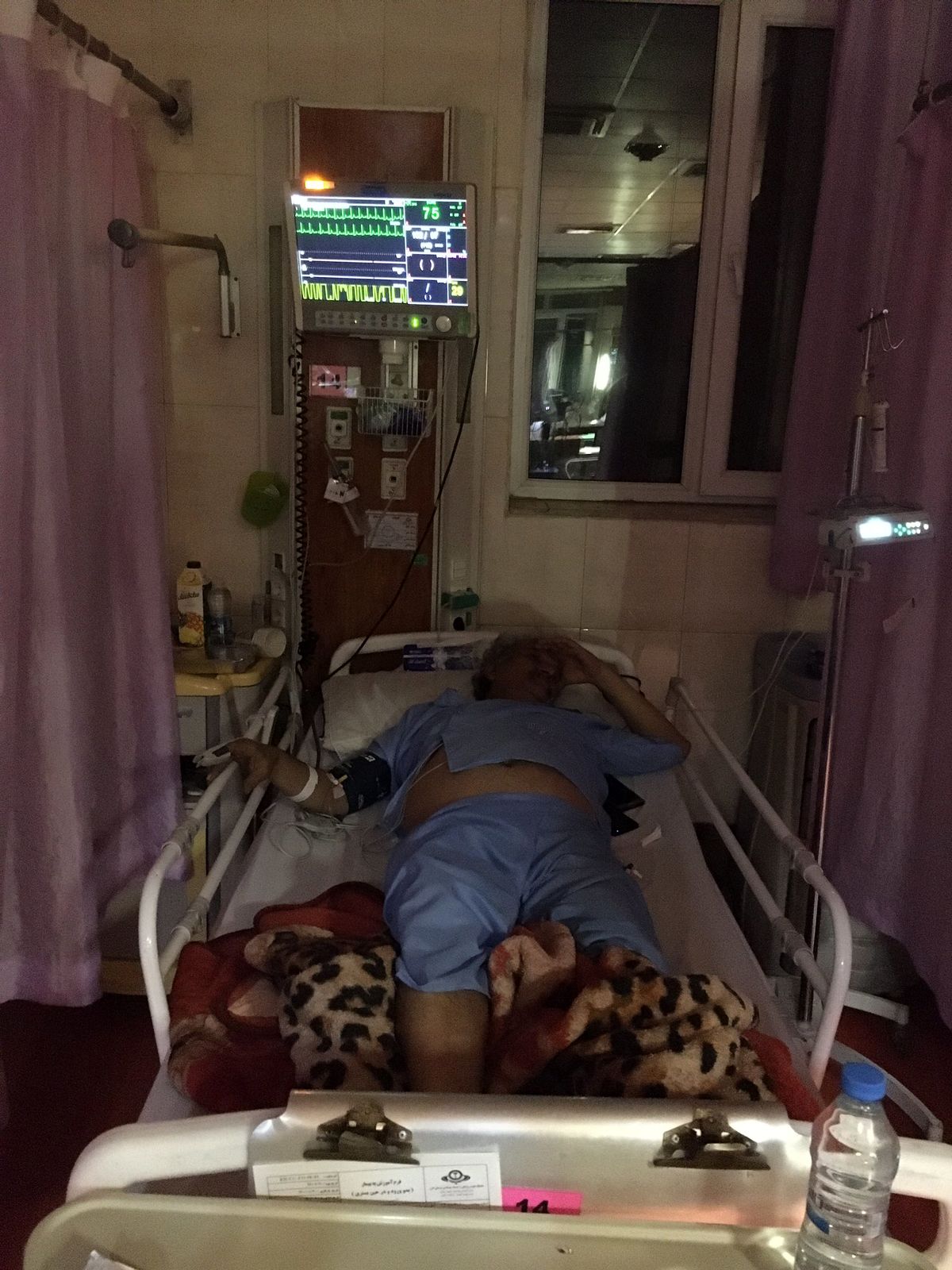 پدر میلاد علوی، روزنامه نگار زندانی سکته کرد