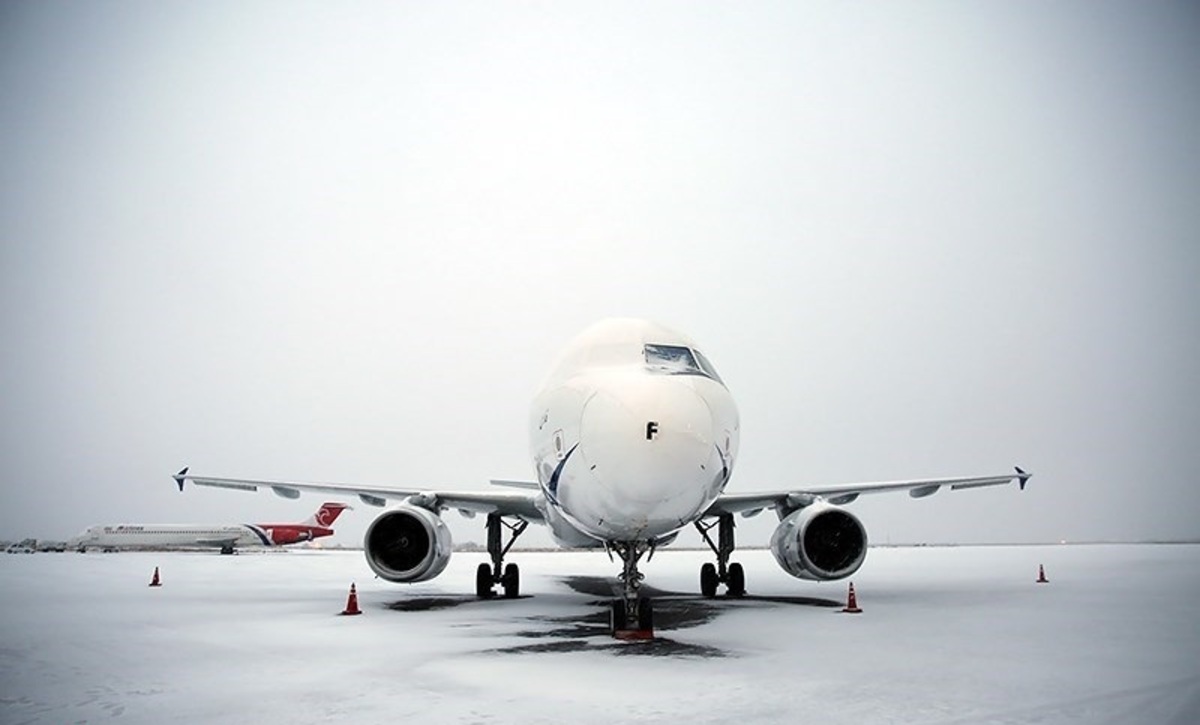 احتمال لغو یا تأخیر پرواز‌های خروجی مهرآباد به‌علت بارش برف
