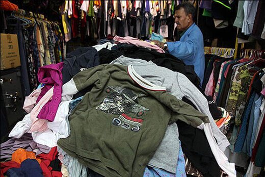 تکاندهنده؛ لباسهای آشغالیهای تهران پرفروش شد تکاندهنده؛ لباسهای آشغالیهای تهران پرفروش شد