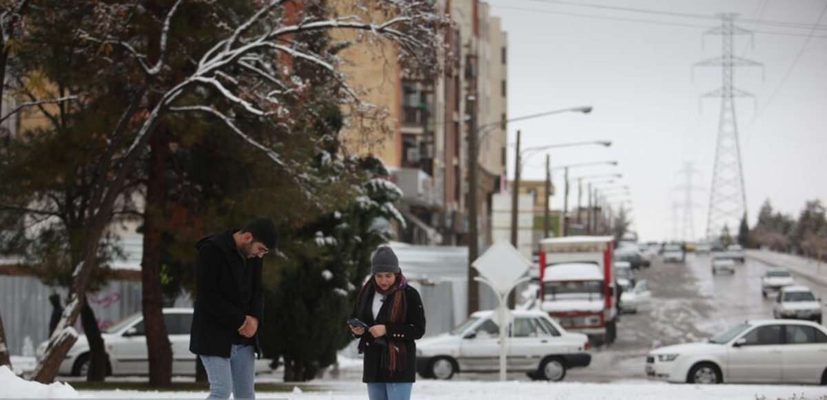 تصاویر| اولین برف زمستانی شیراز