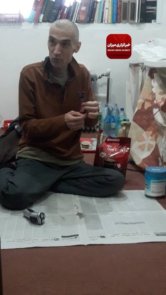 تصاویری تلخ از اعتصاب غذای فرهاد میثمی در زندان/ آمریکا واکنش نشان داد