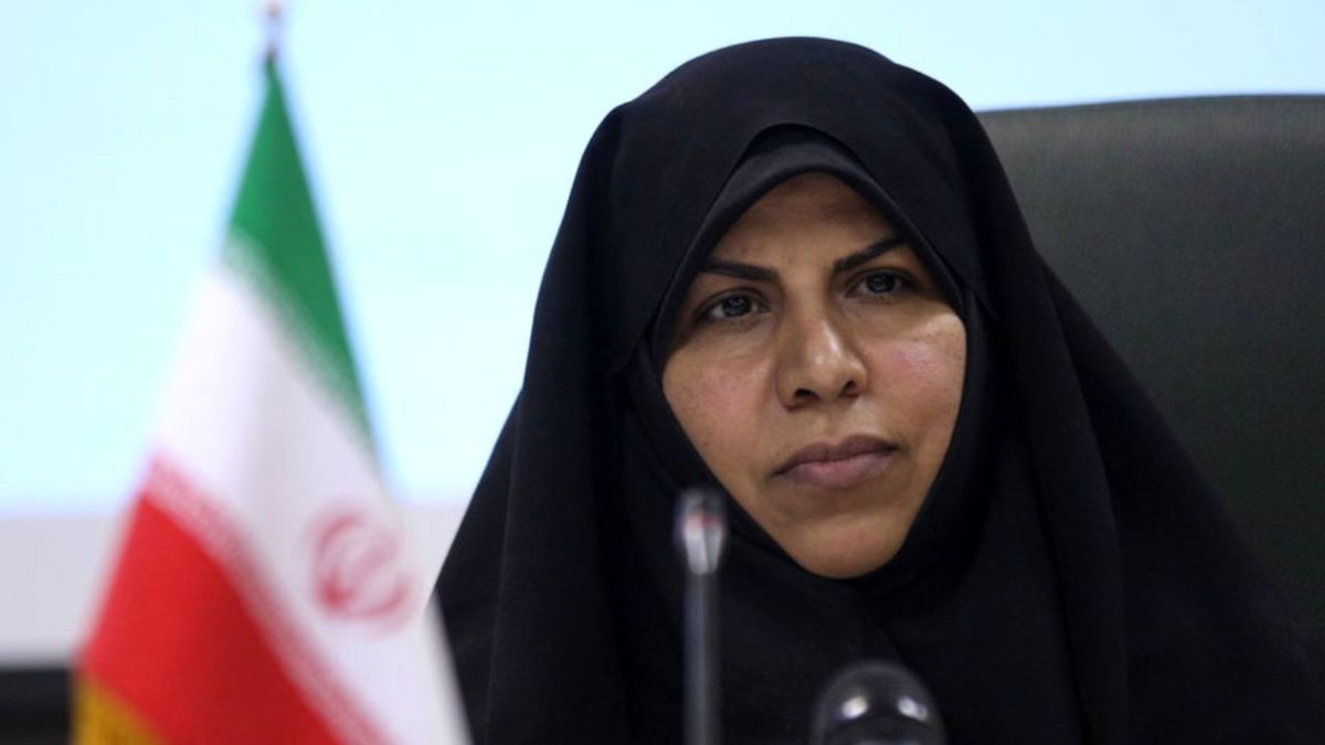 انتقاد «نخستین وزیر زن جمهوری اسلامی» از «بگیر و ببند» در مسأله حجاب؛ یا فاقد شعورند یا نفوذی