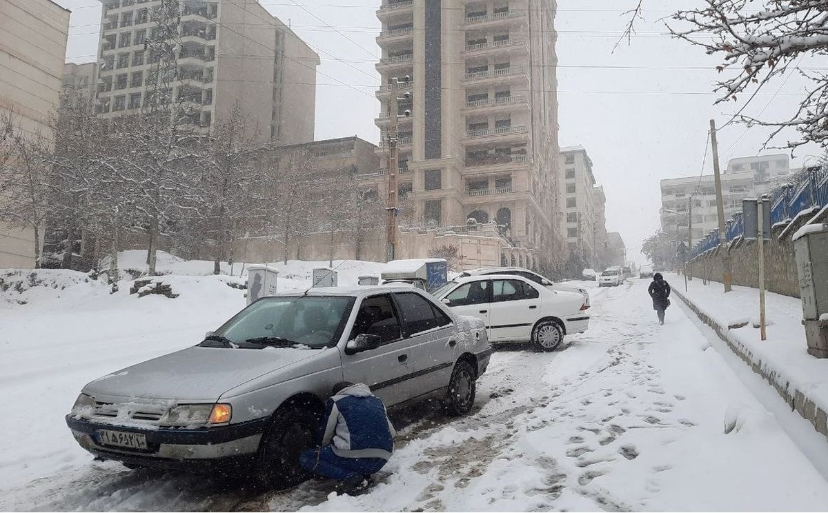 فیلم| مصبیت دیگر برای مردم در خیابان‌های برفی