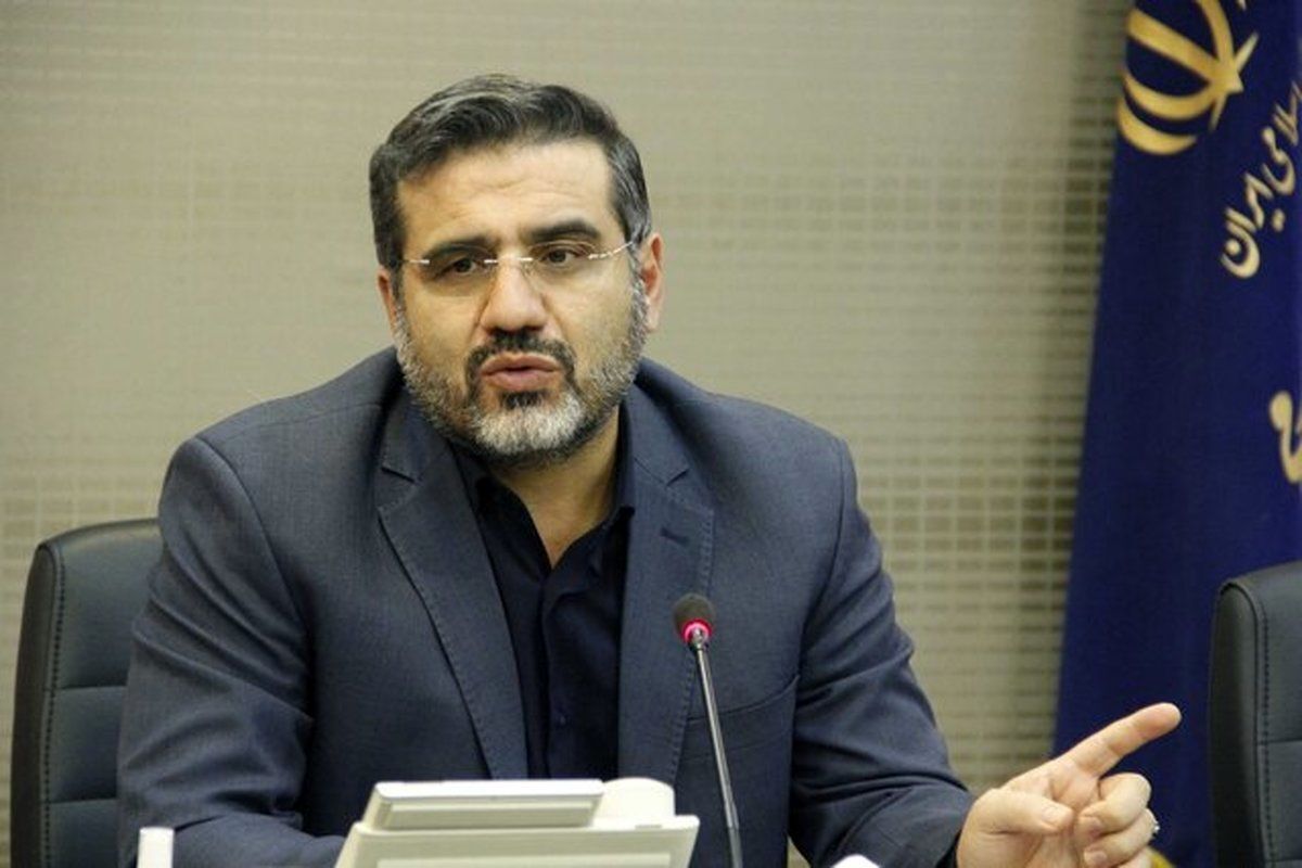 واکنش وزیر ارشاد به عدم حضور سینماگران ایرانی در جشنواره برلین: این مسئله را سیاسی می‌دانیم