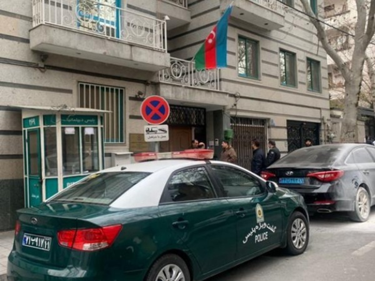 سفارت آذربایجان در ایران تخلیه می‌شود