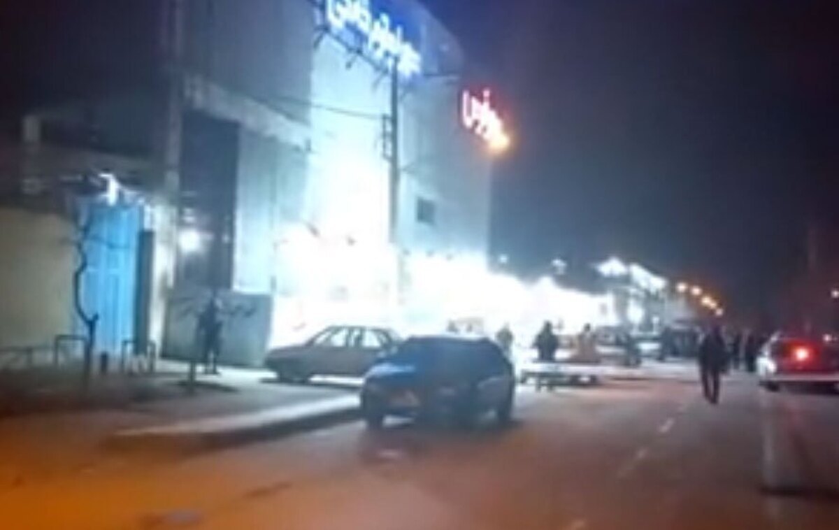 فیلم| حمله پهپادی به یک مرکز نظامی در اصفهان
