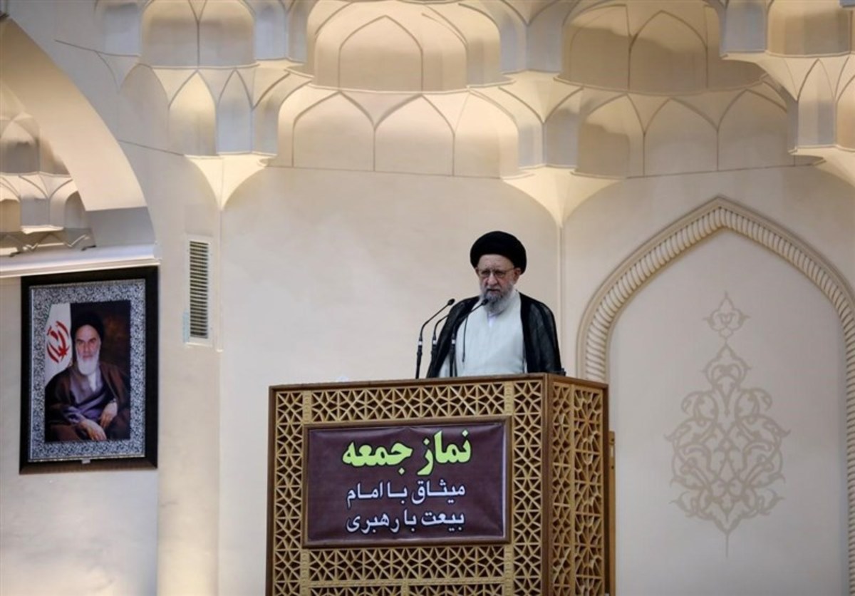 آیت الله نورمفیدی: گرانی هر روز توان را از مردم می‌گیرد؛ قوای سه‌گانه تدبیر کنند