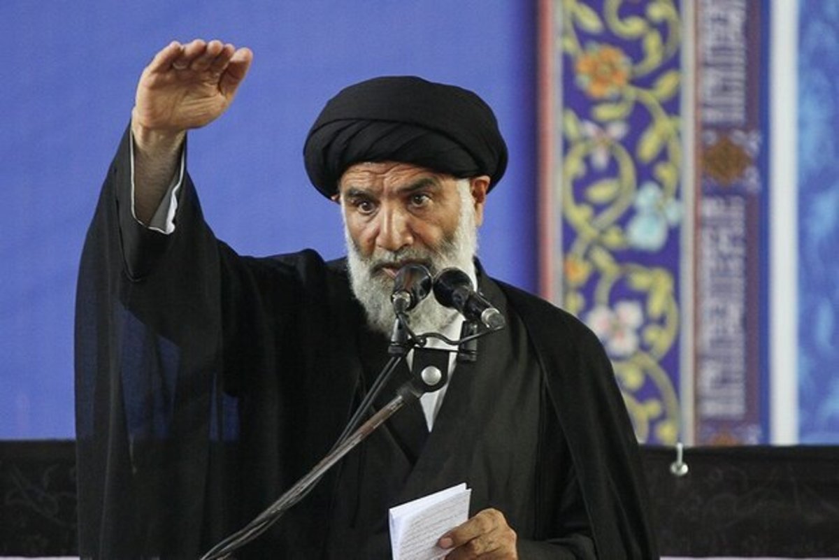 امام جمعه اهواز: مردم تحت فشار‌ اقتصادی بی‌سابقه‌ای هستند؛ تروریست‌های اقتصادی را اعدام کنید!