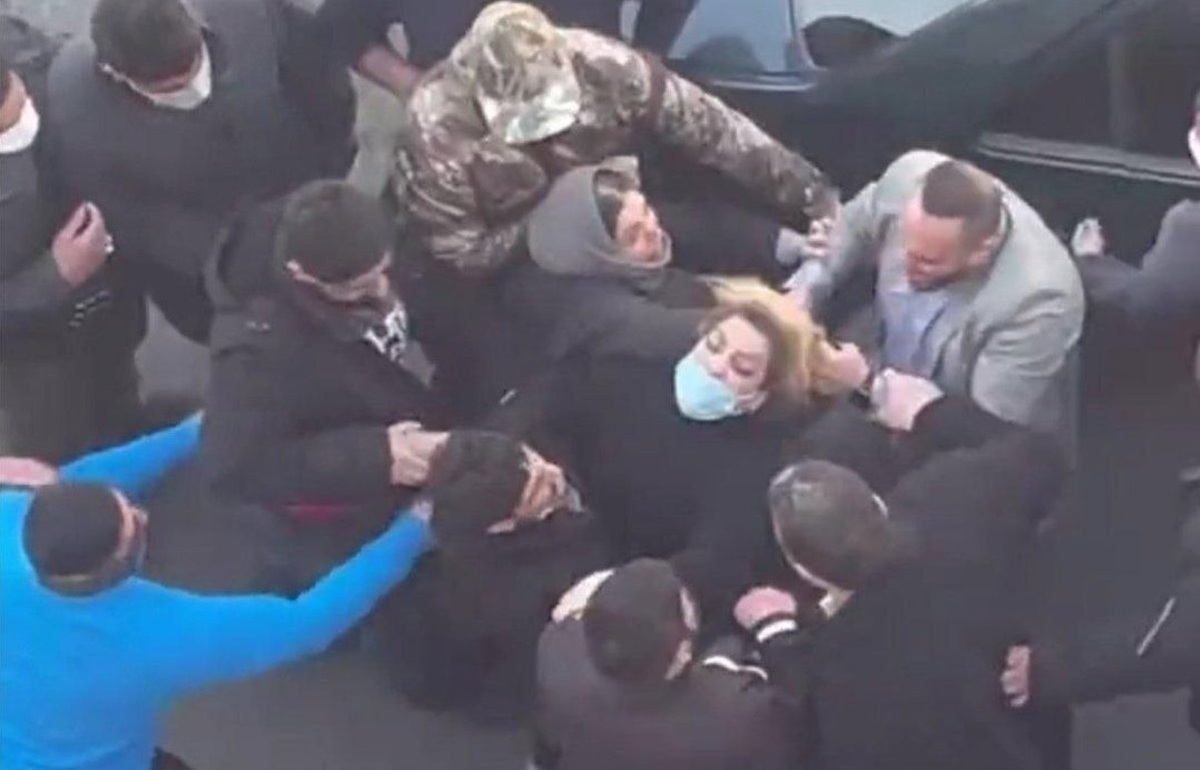 انتقاد شدید نماینده مجلس از «لباس شخصی»
