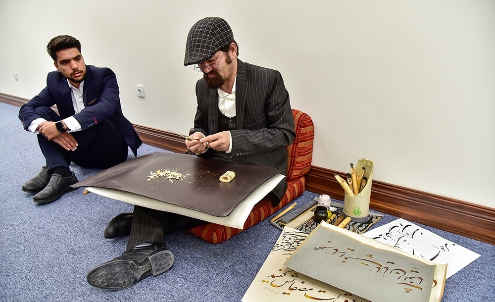 تصاویر| نمایشگاه آثار هنرمندان افغانستانی