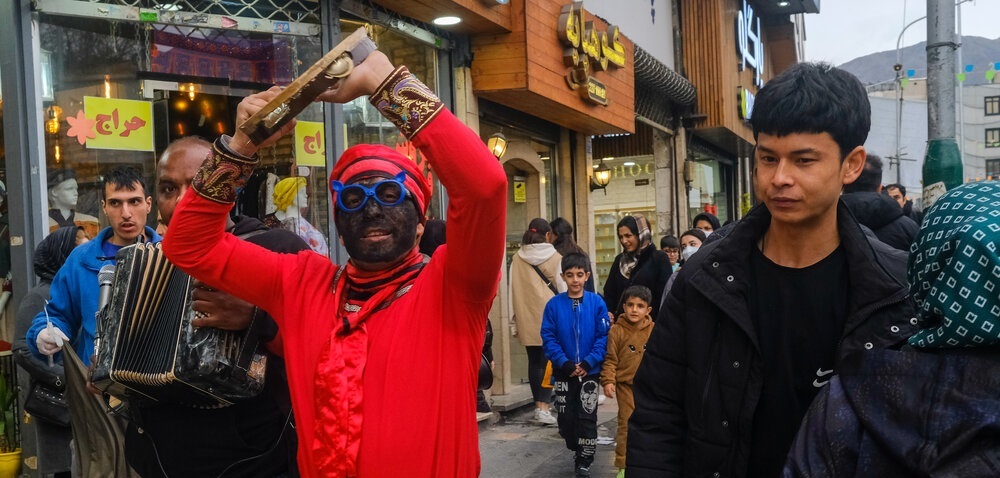 تصاویر| خیابان ولیعصر در روزهای پایانی سال