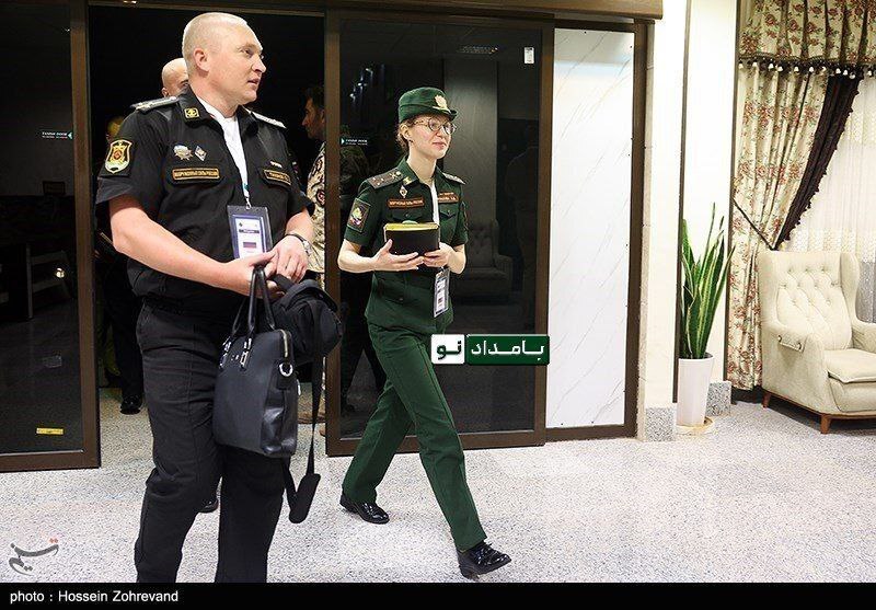 عکس| پوشش جنجالی افسر زن روسی در تهران