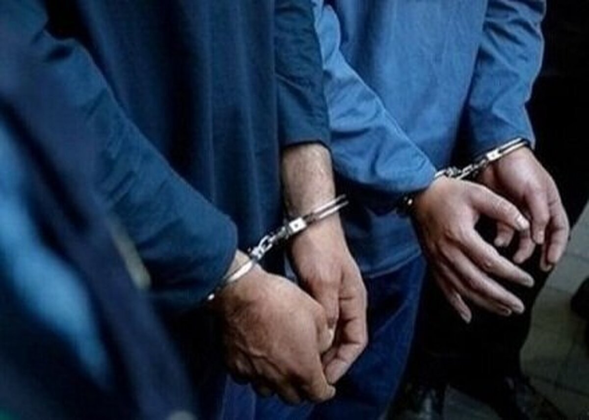 دستگیری اعضای باند خانوادگی حمل سلاح در فارس