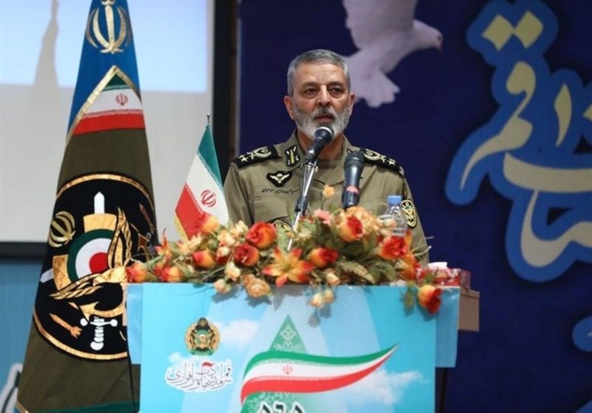 فرمانده ارتش: انقلاب به مسیر خود تا ساخت تمدن اسلامی ادامه می‌دهد