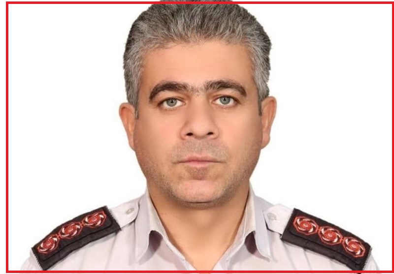 آتش سوزی ساختمان ۱۳۵ در تهران/ یک آتشنشان به شهادت رسید آتش سوزی ساختمان ۱۳۵ در تهران/ یک آتشنشان به شهادت رسید