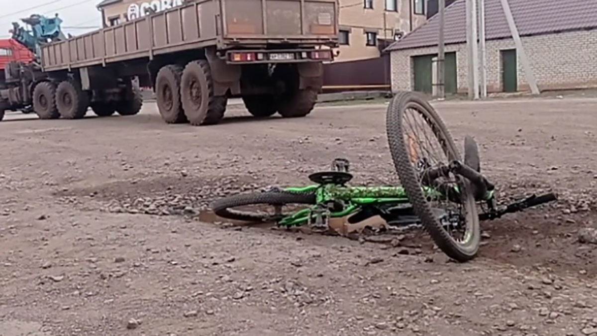 فیلم| تصادف پسربچه ۹ ساله با کامیون