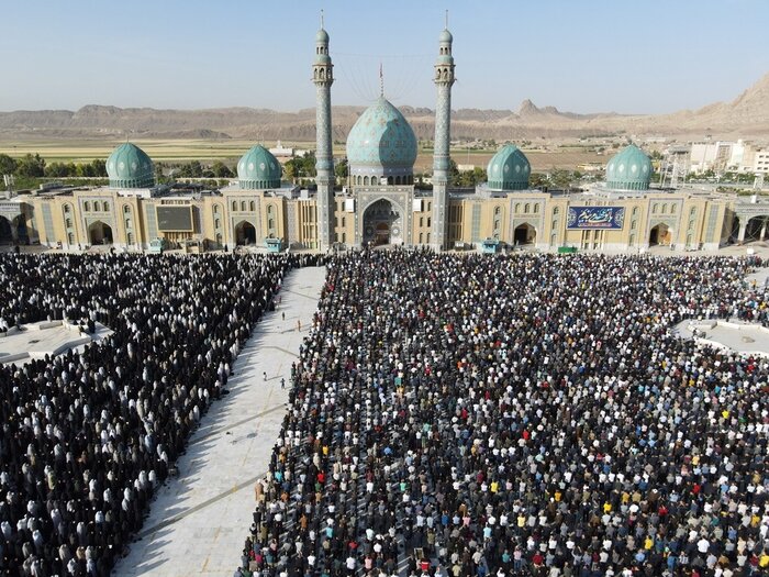 احمد خاتمی: گرانی افسارگسیخته و رنج‌آور داریم/ قول می‌دهم گرانی‌ها این گونه نخواهد ماند
