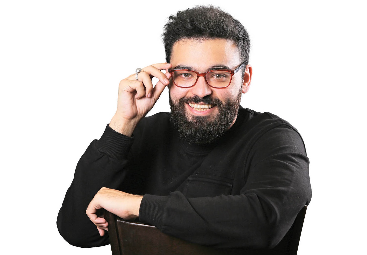 فیلم| عقد مجری معروف تلویزیون روی آنتن زنده