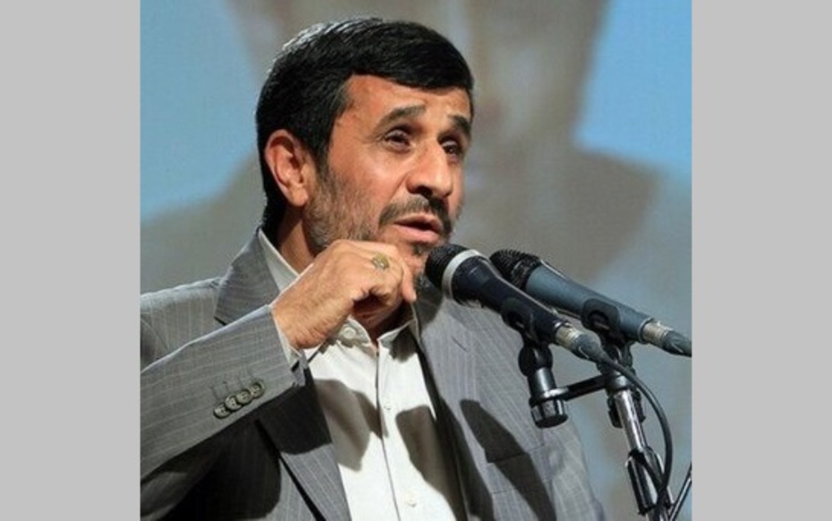 هشدار احمدی نژاد درباره نفوذ «شبکه دشمن» در کشور