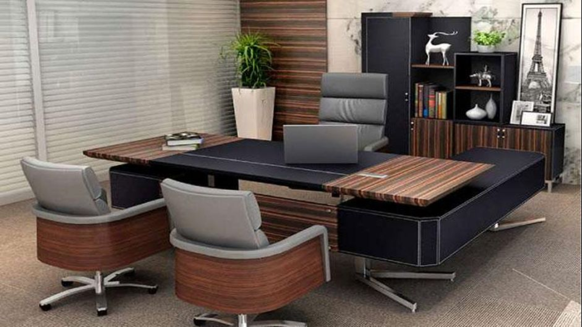 ۳ ست اداری از صندلی و میز مناسب دکوراسیون داخلی شرکت