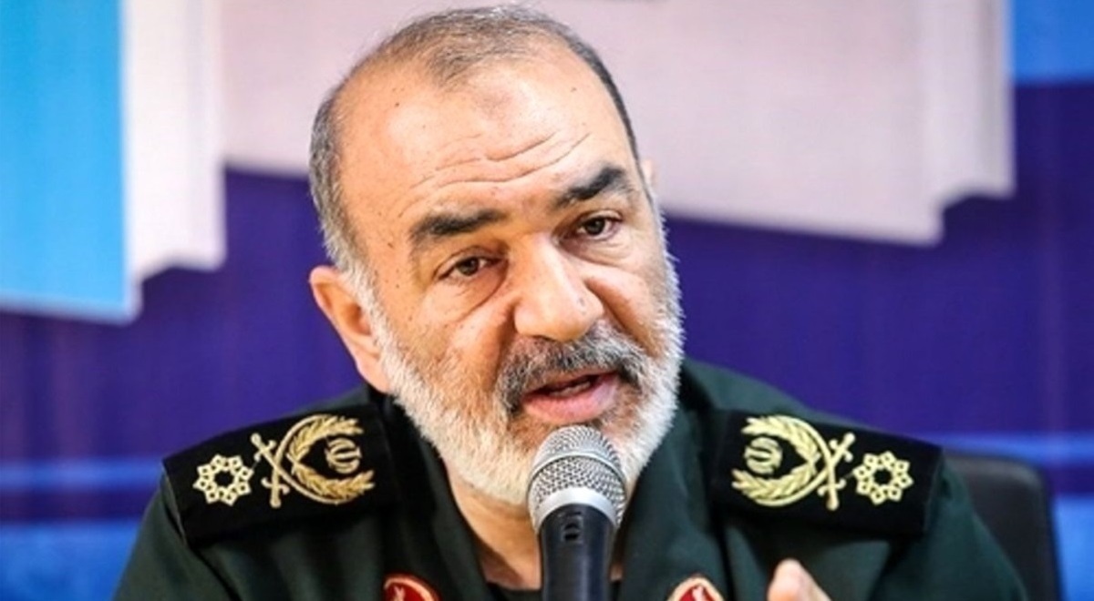 فرمانده سپاه: قطعاً خداوند و امام زمان بر سرود سلام فرمانده نظر داشتهاند