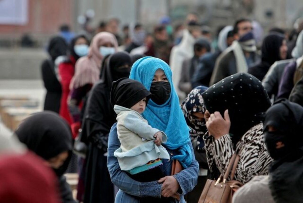 دلیل دسترسی نداشتن زنان افغانستانی در ایران به مراقبت‌های بارداری