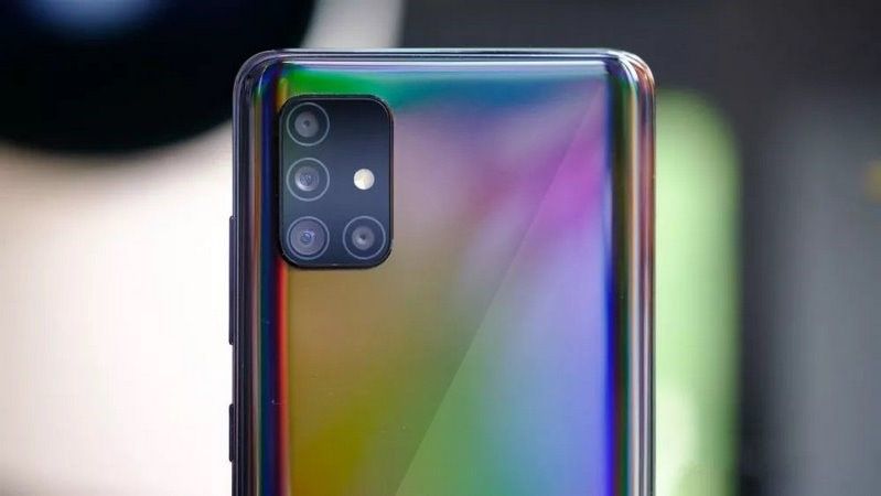 مقایسه گوشی سامسونگ A 51 با A 71 مقایسه گوشی سامسونگ A 51 با A 71