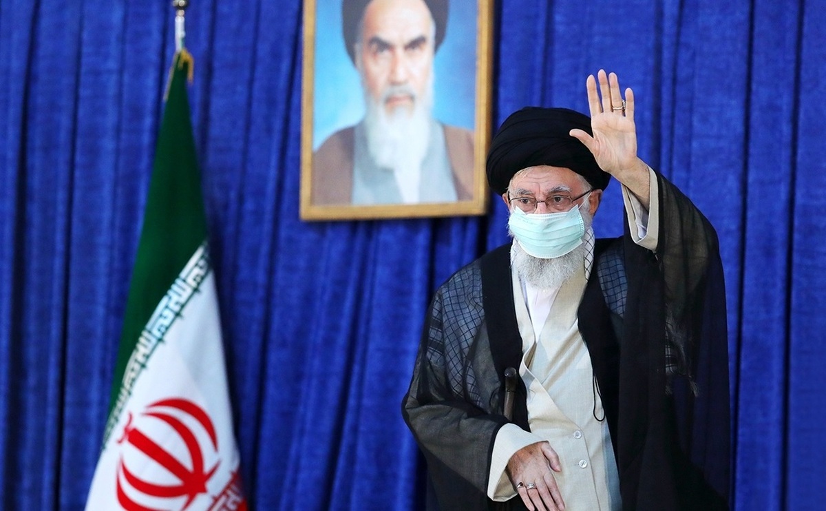 تصاویر| سخنرانی رهبرانقلاب در پی سالگرد رحلت امام