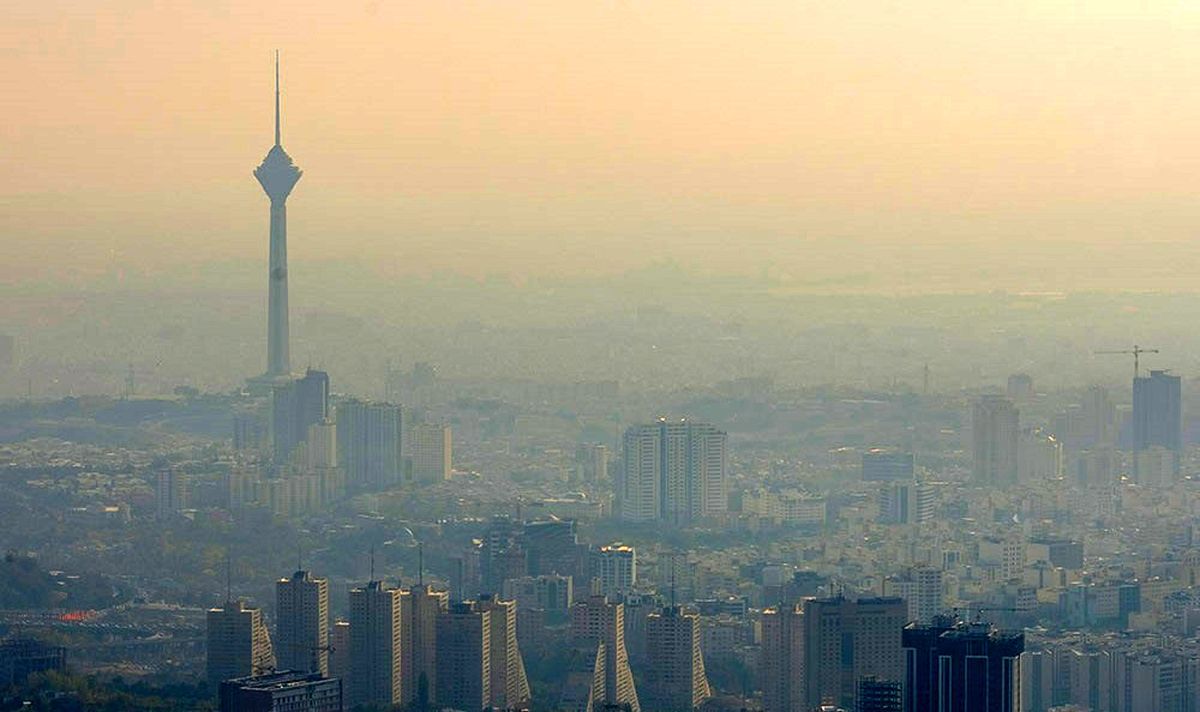 باد و گرد و خاک در تهران/ کاهش دما تا سه‌شنبه