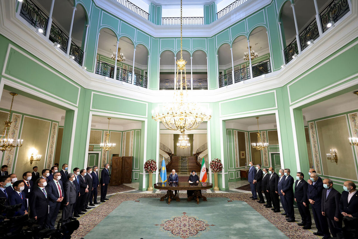 تشکر رئیسی از رئیس‌جمهور قزاقستان/ توکایف: ایرانیان می‌تواند به مدت ۱۴ روز بدون روادید به قزاقستان سفر کنند