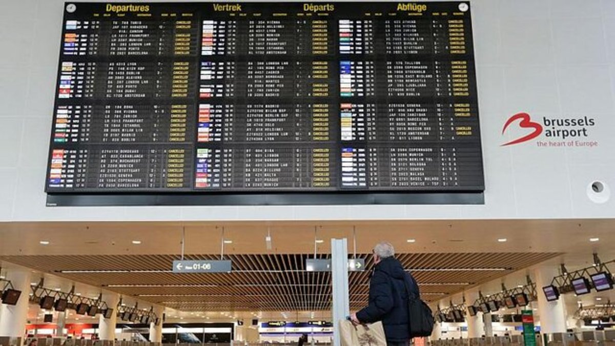 اعتصاب‌ها در اروپا؛ بلژیکی‌ها پروازها را لغو کردند، بریتانیایی‌ها خطوط ریلی را هدف قرار می‌دهند