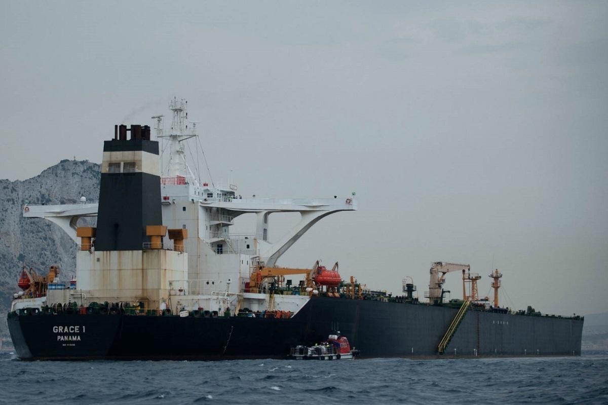 واکنش‌ها به توقیف دو نفتکش یونانی در خلیج فارس