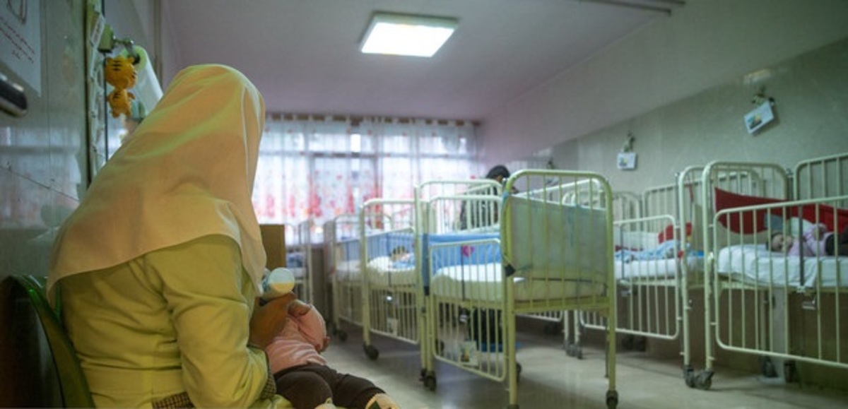 ۶۱ نوزاد در نزدیکی شیرخوارگاه‌ها «رها» شدند