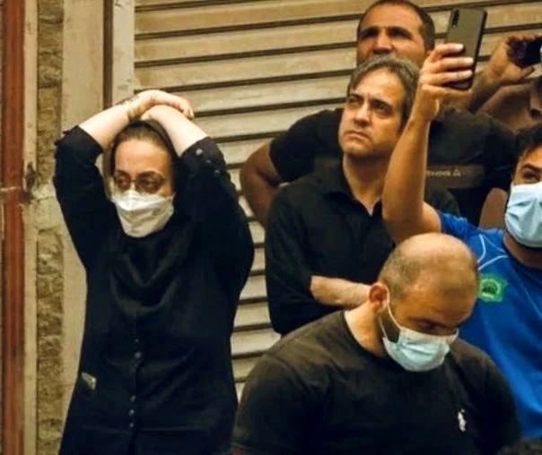 تصویر داغ‌دیده‌ترین زن آبادان در فاجعه مترول