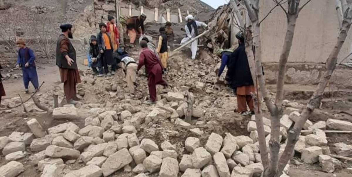 زلزله در افغانستان| افزایش شمار قربانیان به بیش از ۱۰۰۰ کشته/۱۵۰۰ مصدوم
