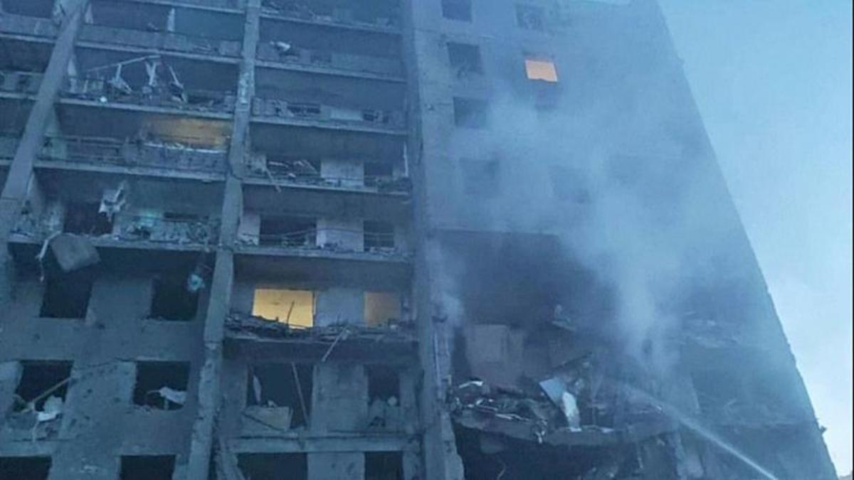 جنگ اوکراین| حمله موشکی روسیه به یک ساختمان مسکونی ۱۹ کشته برجای گذاشت