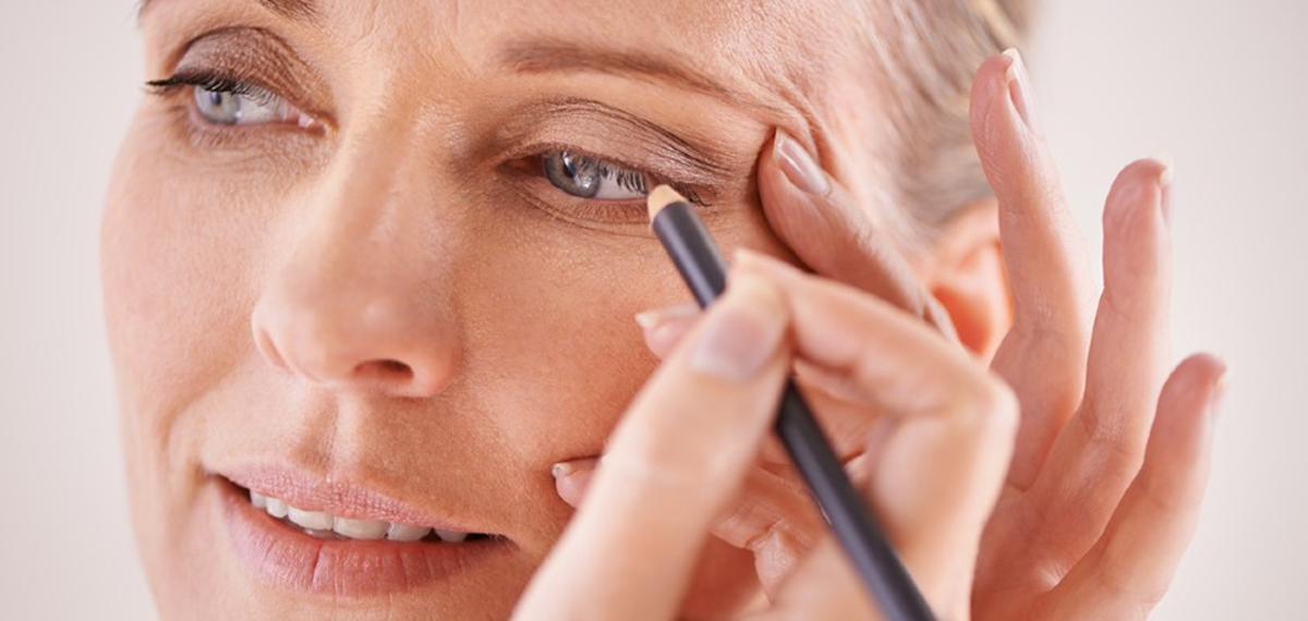 ۶ قدم برای انجام آرایش چشم به شکل اصولی