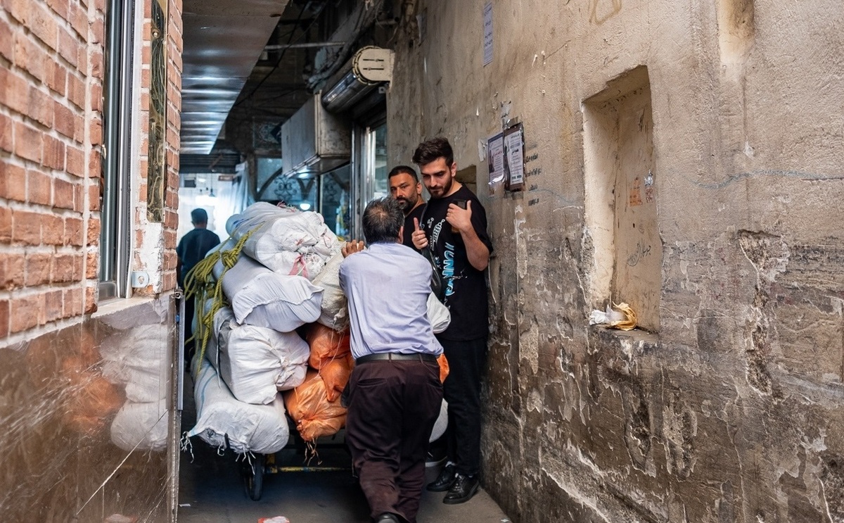 تصاویر| فرسودگی بافت، معضل بازار تهران