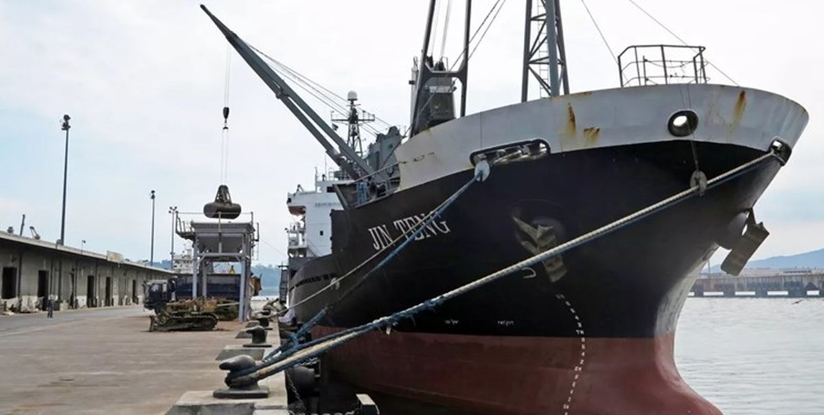 کشتی روس، می‌تواند بندر ترکیه را ترک کند