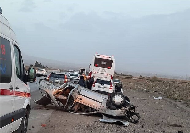 تصادف پژو و کامیون در اردبیل/ 4 نفر فوت شدند