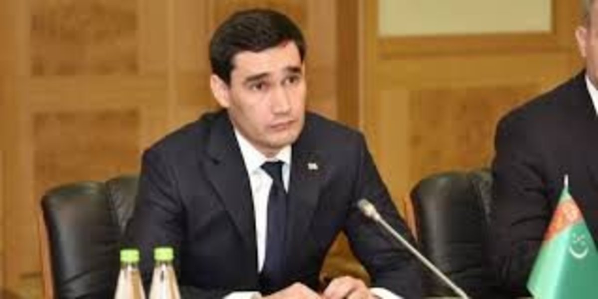 دولت ترکمنستان برای یک ماه به تعطیلات می‌رود