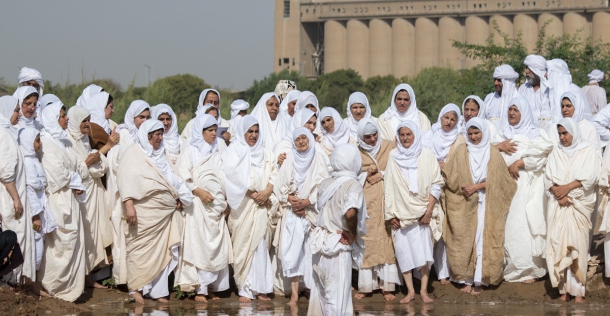 تصاویر| آغاز سال جدید پیروان آئین مندائی در کنار کارون