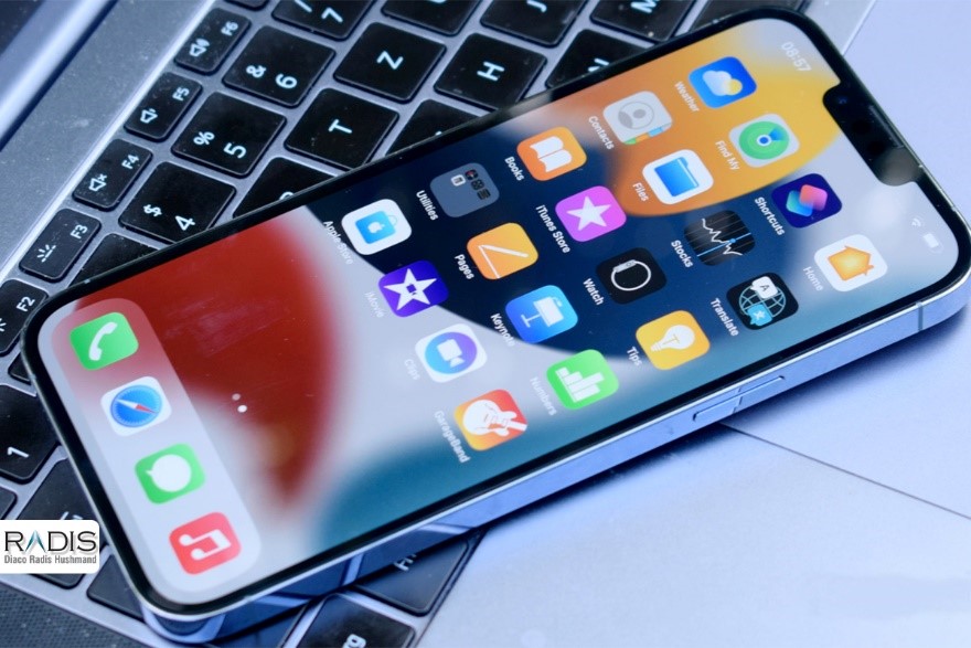 ویژگیهایی که شما را به خرید گوشی آیفون از رادیس وسوسه میکند! ویژگیهایی که شما را به خرید گوشی آیفون از رادیس وسوسه میکند!