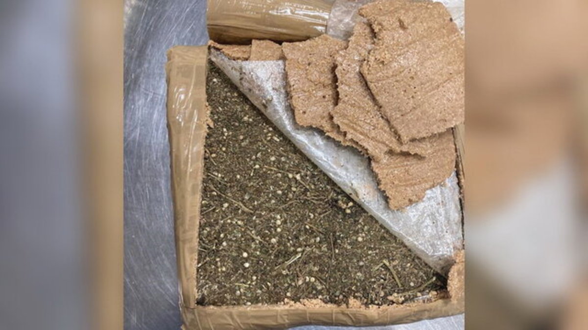 کشف ماری‌جوانا از بسته‌های کره بادام زمینی در دوبی